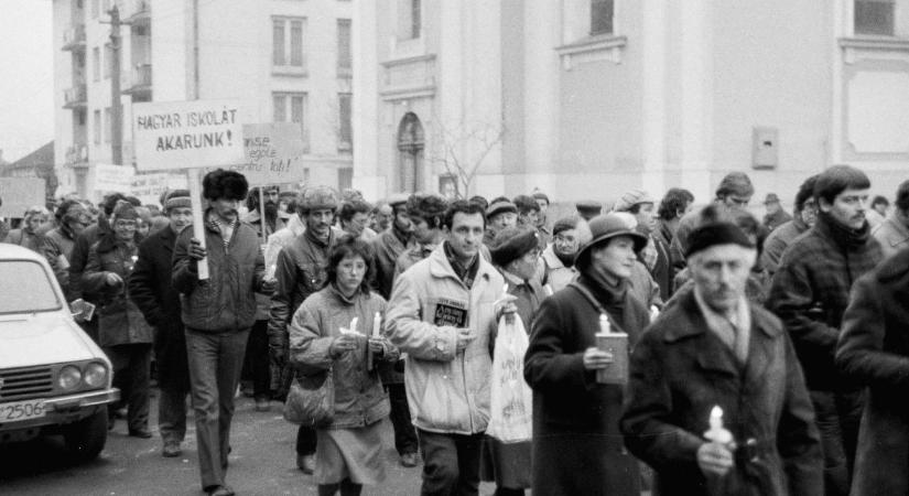 A marosvásárhelyi fekete március eseményeire emlékezett a Terror Háza Múzeum