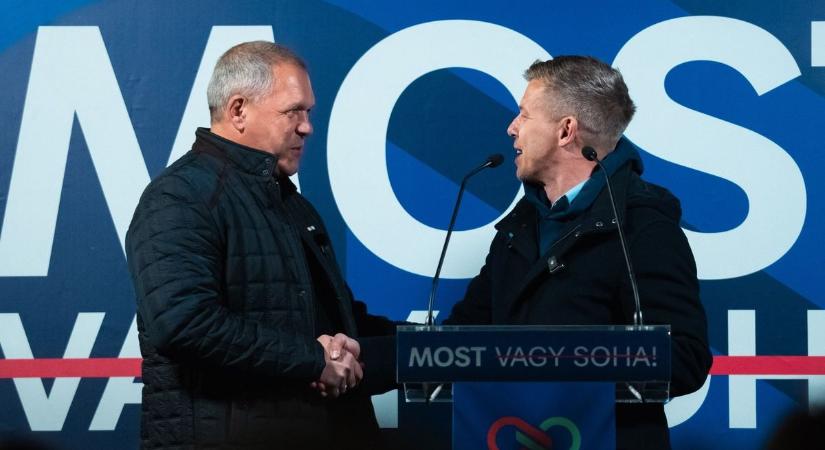 Szorul a hurok a Tisza paksi jelöltje körül: Cseh Tamás a nőket sem kíméli a közösségi médiában (VIDEÓ)