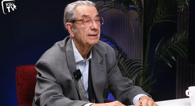 Orbán 16 éve a lecsúszás története