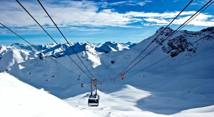 Halálos sífelvonó baleset - Egy magyar munkás is ezen utazott, portálunknak mondta el, mi történt Svájcban - videó