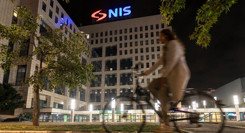 Meghosszabbították az amerikaiak a NIS működési engedélyét
