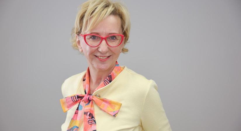 Nem mindenkinek jó a kis fekete – stílustanácsadó segít a ruhatárunk frissítésében