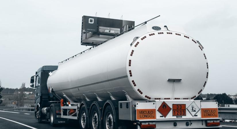 Ha rövidesen véget is érne a háború, egész évben drága maradna az üzemanyag