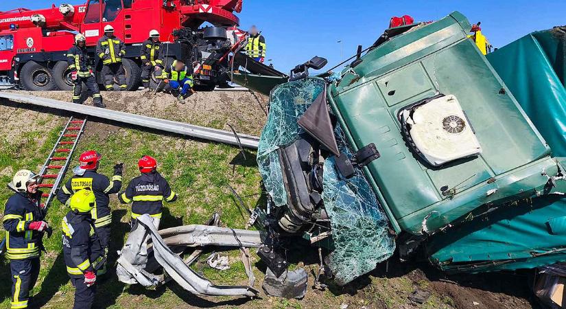 Fotókon a borzalmas baleset, melyben egy hajdú-bihari férfi vesztette életét