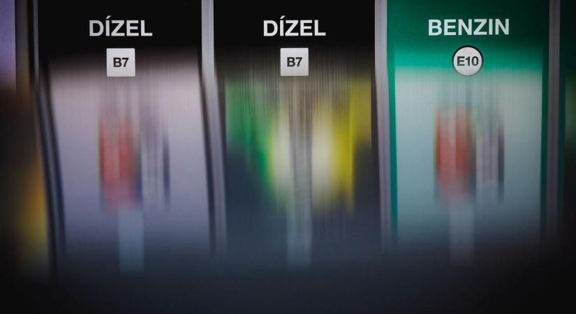 Megy az ígérgetés olajügyben, de lesz-e olcsóbb benzin az ünnepekre?