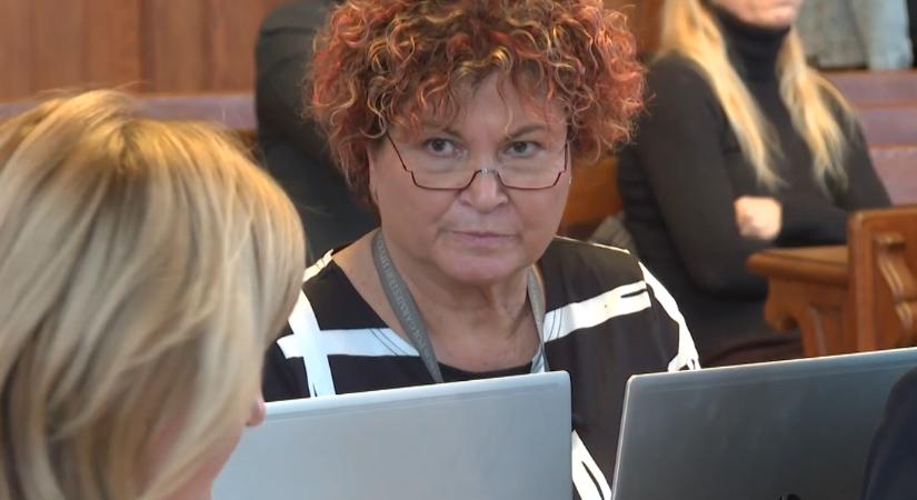 A DK szerint tiszás zsarolás miatt léphetett vissza a képviselőjelöltjük, ezért kizárták a pártból