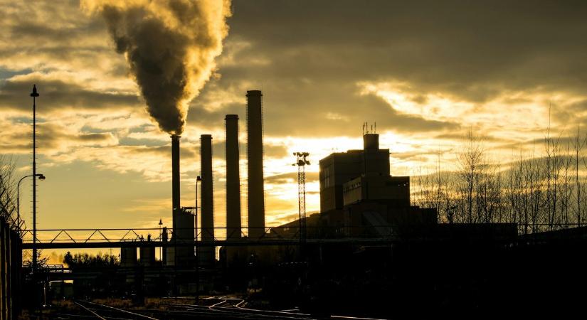 Itt a drága gáz ára: Európa ismét munkára fogta szénerőműveit