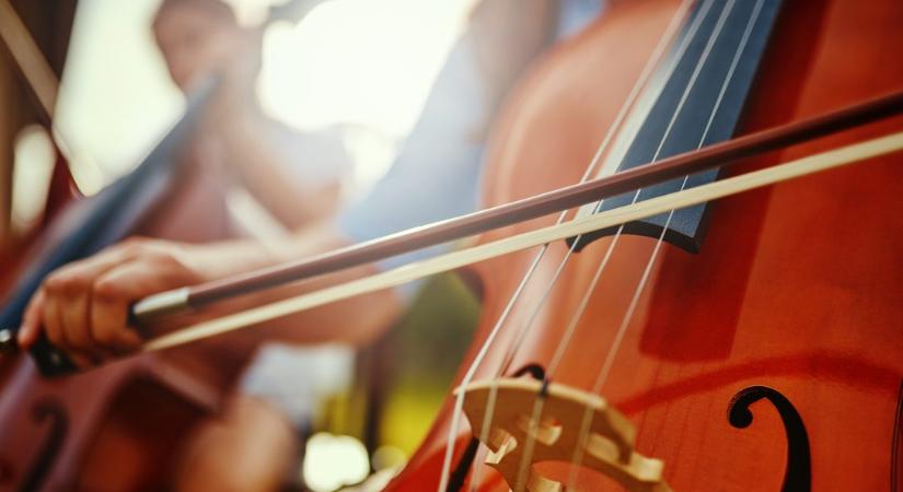 Ember és algoritmus párbeszéde a zenében