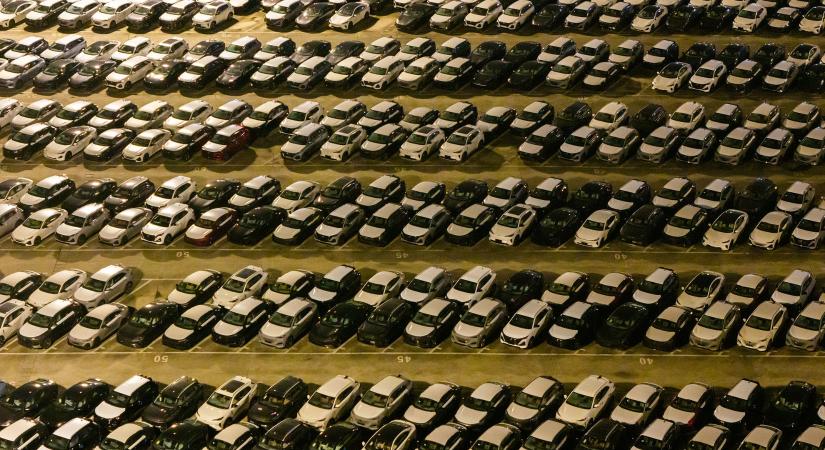 Trendforduló: először szállít több autót Kína az EU-ba, mint ahányat az EU Kínába