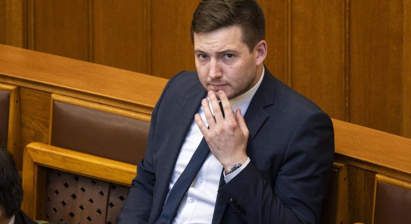 Titkosszolgálati provokációt gyanítanak az ukrán pénzszállítók elleni magyar akció mögött