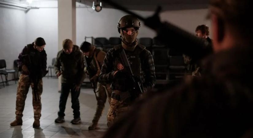 Megverték, megalázták, majd meghalt: súlyos visszaélésekre derült fény egy ukrajnai katonai kiképzőközpontban