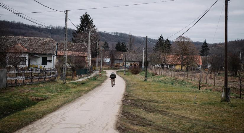 Átrendeződött a magyar társadalom, a Tisza Párt szinte mindegyik csoportban előzi a Fideszt