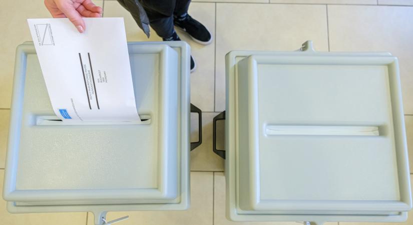 Áldemokraták szirénhangja