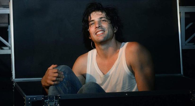 Programajánló: gyümölcsoltó nap, Ember Márk a színpadon, tavaszköszöntő koncert