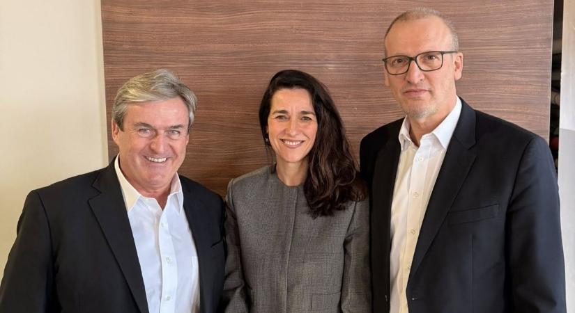 A nagy energiabiznisz hozhatta össze a Tisza Párt vezető politikusait: míg Kapitány István olajban, Orbán Anita földgázban utazik