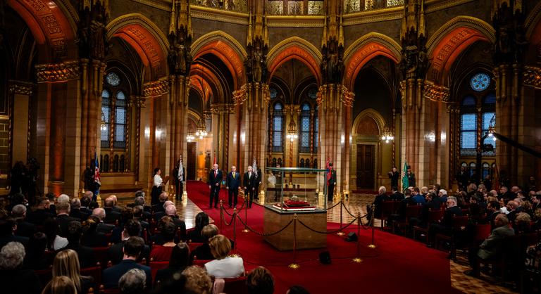 Megszólalt a kormány az Indexnek a Kossuth-díj-botrány összeférhetetlenségi vádjaira