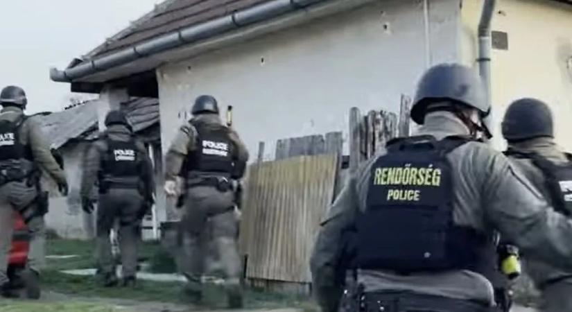 Kommandósok csaptak le és számolták fel az országos droghálózatot