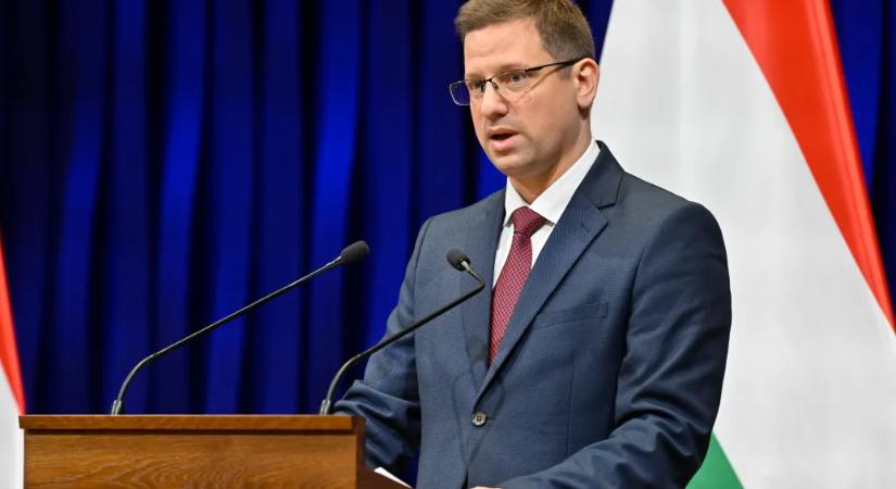 Gulyás Gergely azt írta, feljelentést tett egy poszt miatt, amiben azt terjesztik: egyszerre kell a Fideszre és a Mi Hazánkra ikszelni