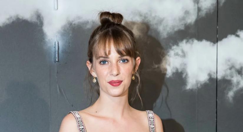Nem kell elbúcsúzni a Stranger Things sztárjától: Maya Hawke marad a Netflixen