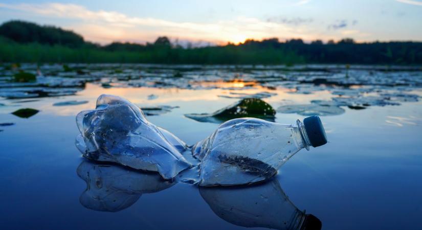 Az EU drónokat és robotokat vet be a tengerfenéken lévő szemét eltávolítására