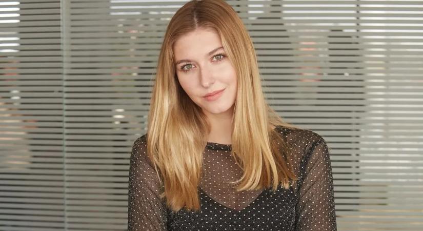 „Szívből gratulálok” – Dallos Bogi meghatódott, kisfia születése óta először vett részt a Glamour gálán