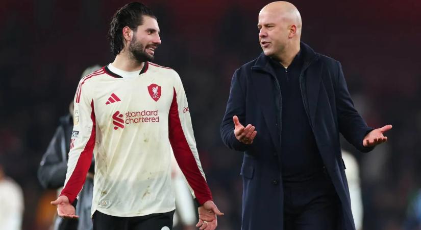 Slot: Számomra Dominik középpályás. Hányszor mondjam még el? Ötször? Hatszor?