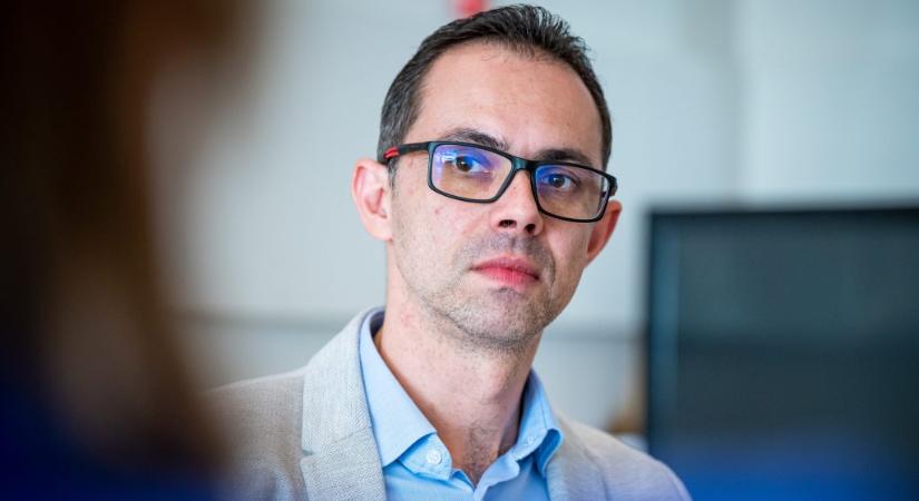 „Lépjen vissza a javamra” – üzente a DK-s a Tisza Párt jelöltjének