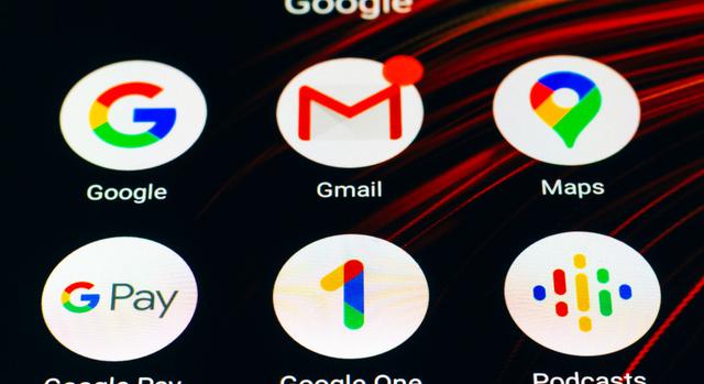 Folyamatosan lehallgathat a Google: így tudod kikapcsolni