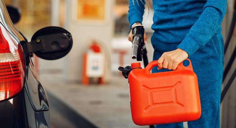 „Tankolási korlátozás nem lesz a kutakon”