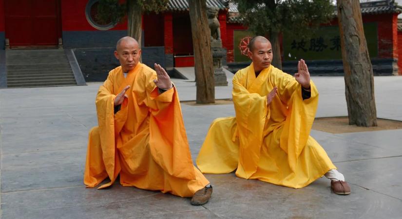 Sikkasztással vádolják a kungfu főpapját, kapkodhatnak a Saolin Templomban