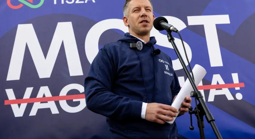 Magyar Péter: A magyarok többsége megemeli a kalapját azon politikusok előtt, akik a visszalépésükkel a rendszerváltás mellé álltak