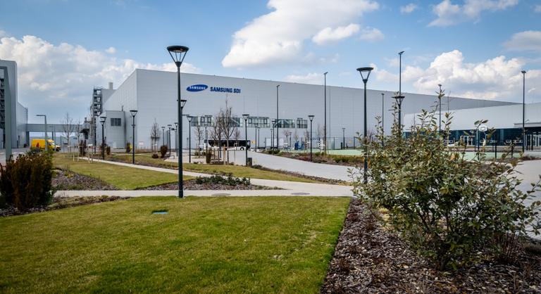 Halálos baleset, környezetszennyezés, titkosszolgálati szál? – megszólalt a gödi akkugyár