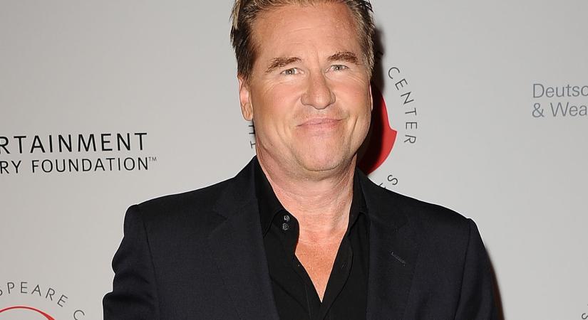 Hátborzongató: íme az első felvétel az elhunyt Val Kilmerről, akit az AI támasztott fel