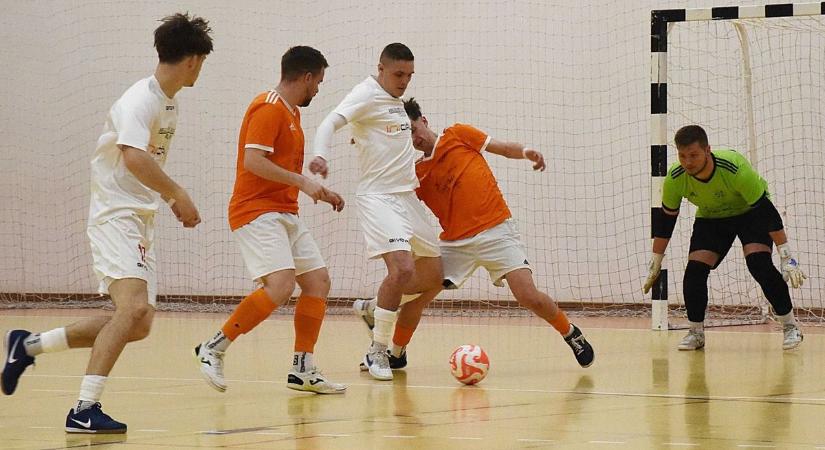 Megszakadt a Bánhalma 12 meccses nyeretlenségi sorozata, Farmos-siker a térségi rangadón – galériával