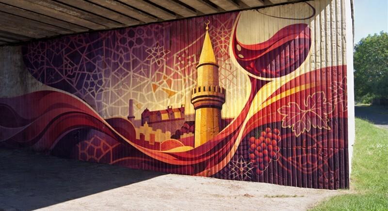 Graffitikkel rongálták meg a felújításra váró egri viaduktot!