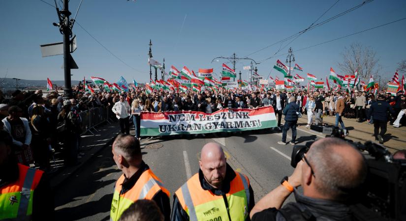 Oroszbaráttá tett és Ukrajnától rettegő magyarok: így formálta az országot Orbán primitív félelempolitikája