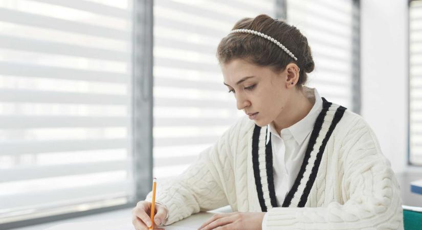 Hétfőn indul a próbaérettségi, a szakszervezetek a bojkott folytatását kérik