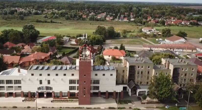 Mi történik ebben a nyírségi városban? Egymás után nyitnak a nemzetközi áruházláncok és milliárdos beruházás is érkezik