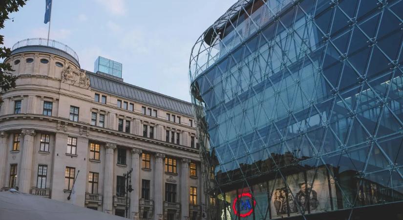 Megvan a pontos időpont: ekkor zár be a híres sportáruházlánc