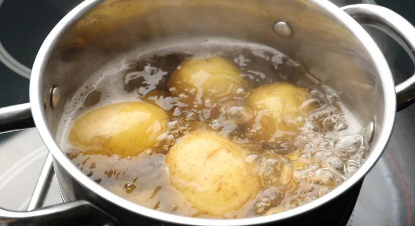 Rekordidő alatt hámozod meg a krumplikat a jégtrükkel