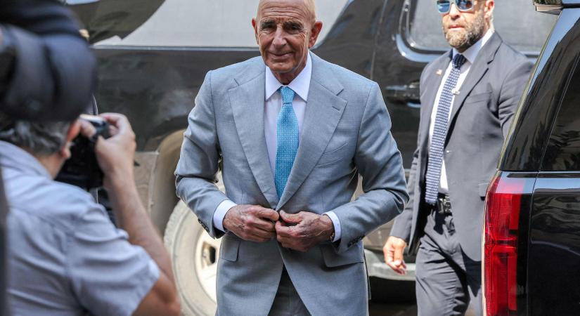 Nosztalgiaútként kapta diplomáciai megbízatását kis Trump a nagy Trumptól