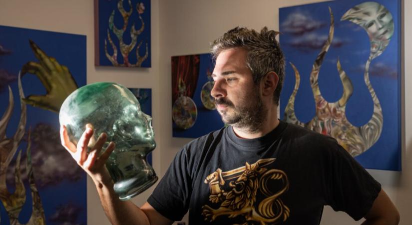 Magyar festőművész képeit is beválogatták a világhírű művészeti folyóiratba