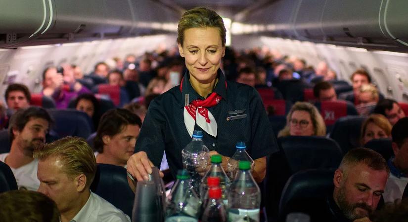 A népszerű légitársaság több milliós lelépési díjat fizet alkalmazottainak, ha felmondanak