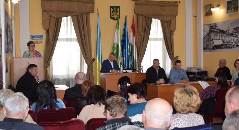 Ülésezett a Beregszászi Városi Tanács