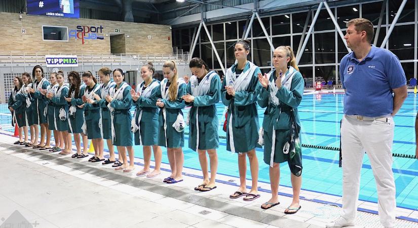 Páros mérkőzés az Aqua Sportközpontban