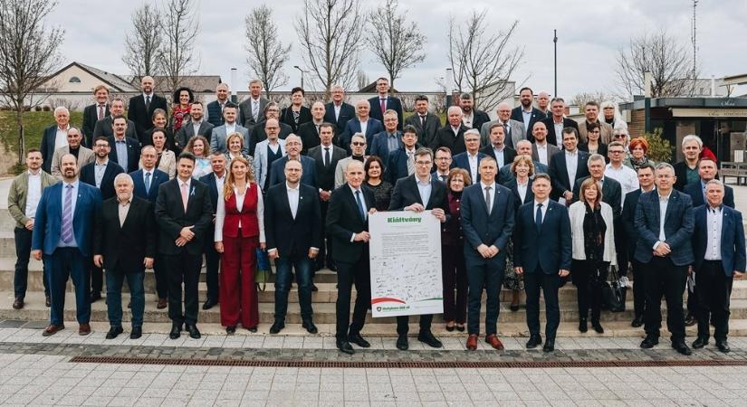 Közös kiáltványt adtak ki magyar polgármesterek