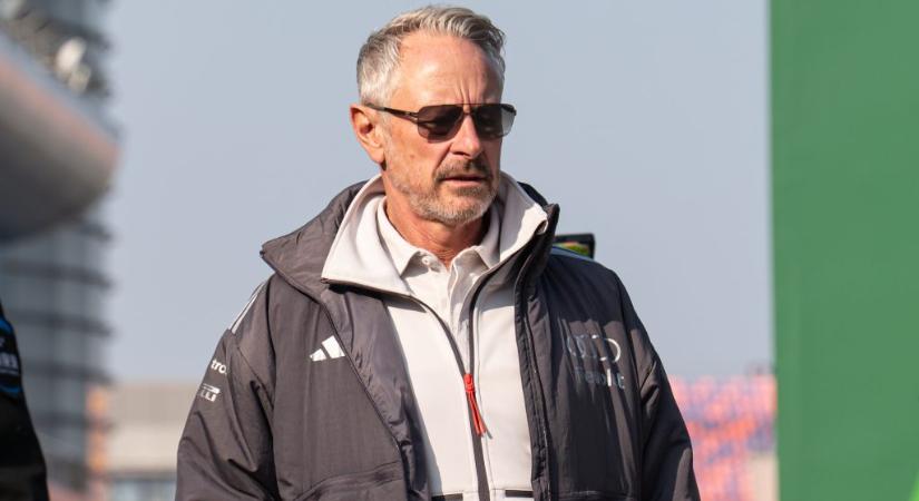 Két futam után távozott egy Forma-1-es csapatfőnök