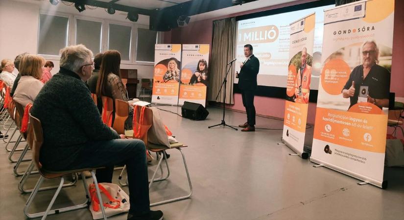 Új funkciókkal bővül az életmentő Gondosóra program