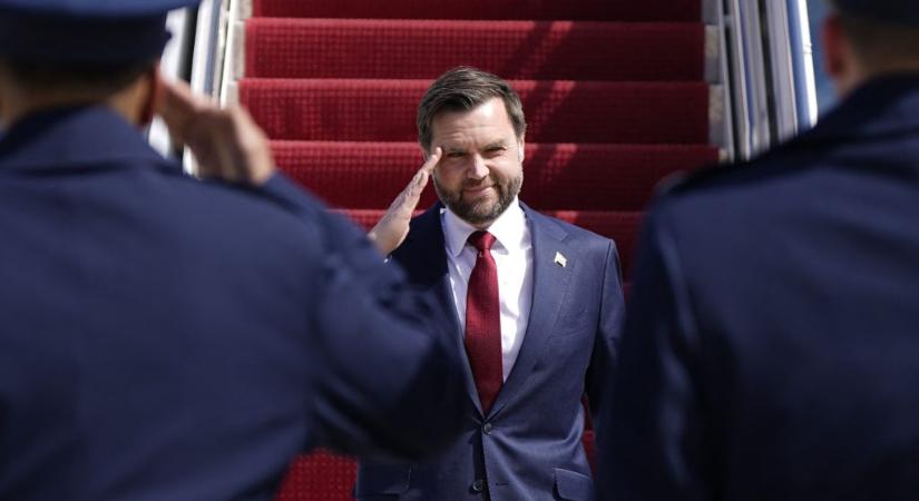 Szijjártó Péter szerint „valahogy április elején” érkezik Magyarországra az amerikai alelnök