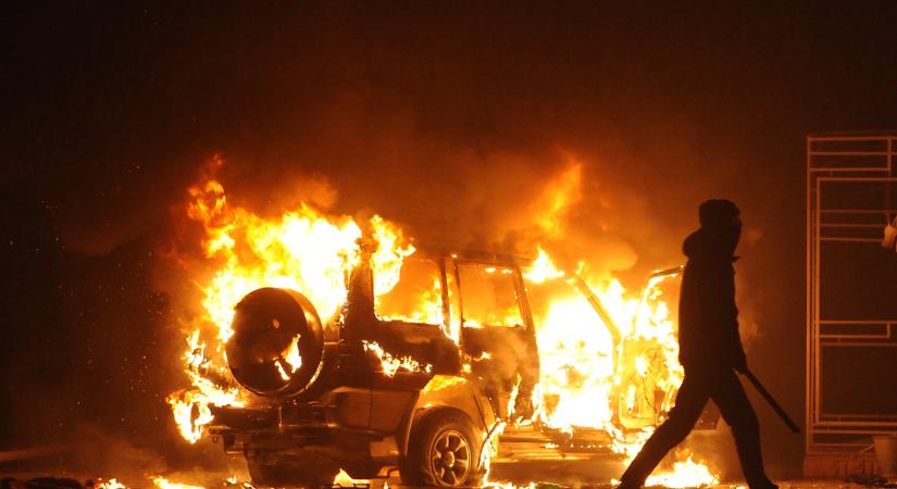 Palesztinbarát csoport gyújtogatott Csehországban